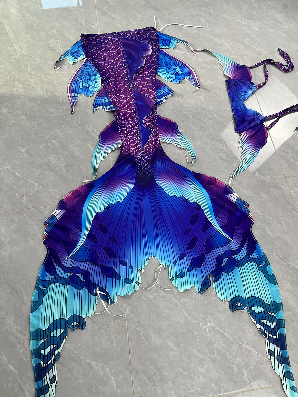 Colorful Dreamy Mermaid Tail A - огляд і ціна Aquarium & Marine Museum Universiti Malaysia Sabah Kota Kinabalu Sabah