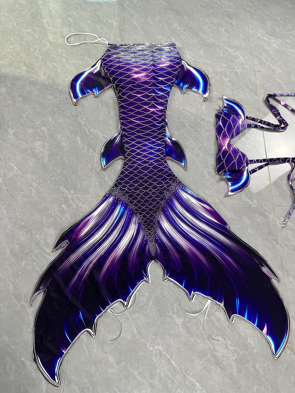 Colorful Dreamy Mermaid Tail A - огляд і ціна Aquarium & Marine Museum Universiti Malaysia Sabah Kota Kinabalu Sabah